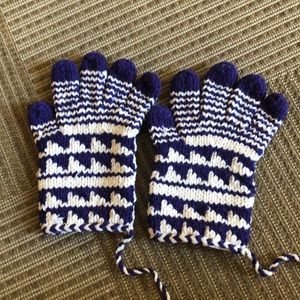Wool mittens